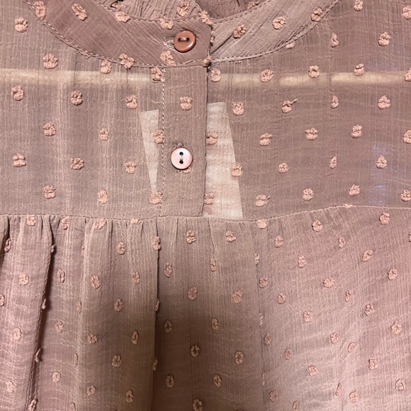 Cute little top would be perfect for Easter church or spring break - Picture 4 of 7